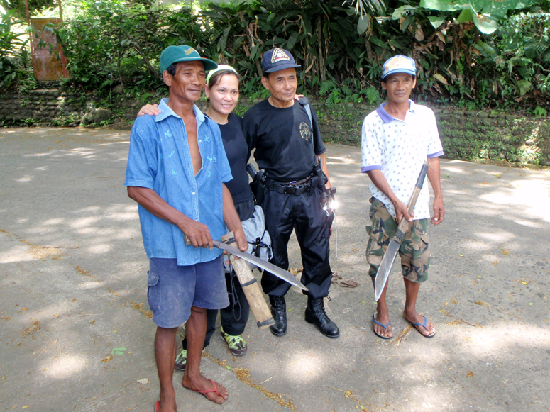 May, Tuhon and friends 2007 Philippines